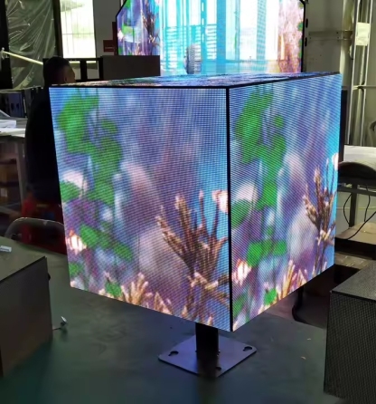 💡New design full color high resolution P2.5 P3 P3.91 P4 advertising cube light emitting diode display
