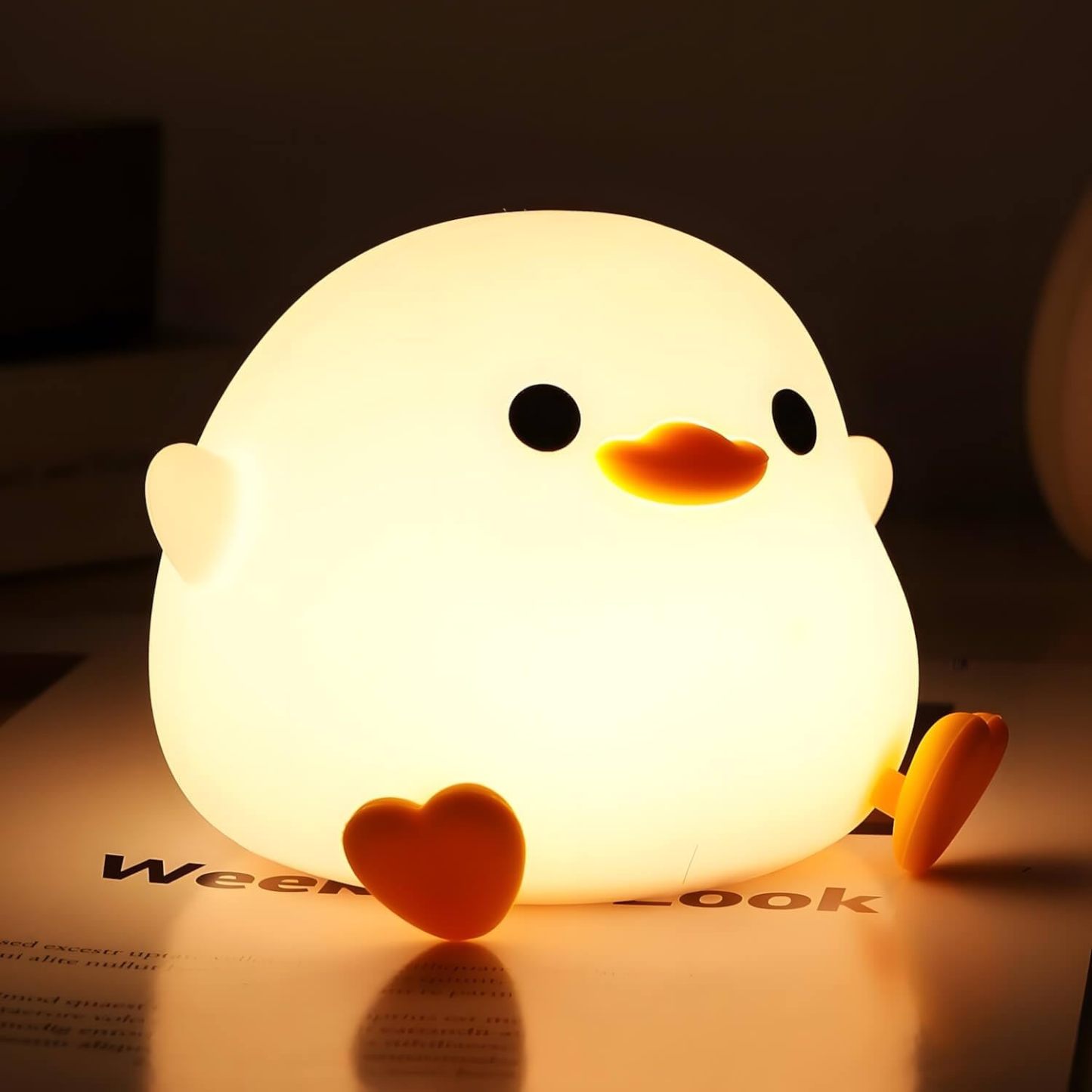 Cute Duck LED Night Light – Rechargeable & Touch-Sensitive