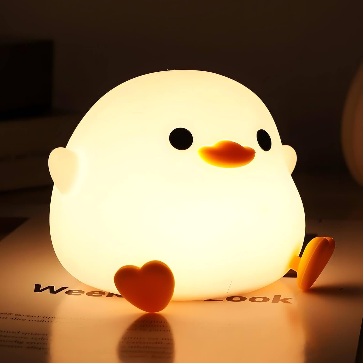 Cute Duck LED Night Light – Rechargeable & Touch-Sensitive