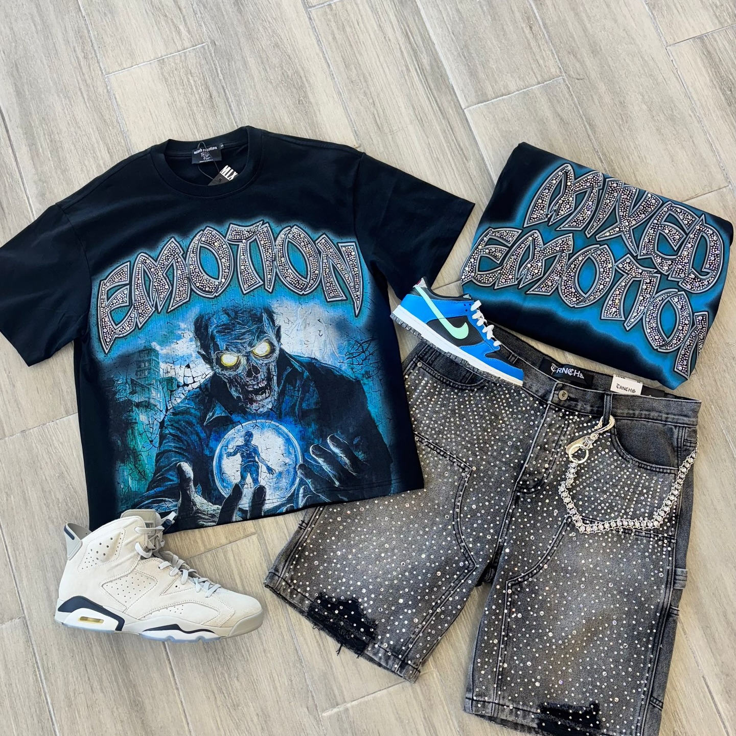 Mixed Emotion T-Shirt And Shorts 