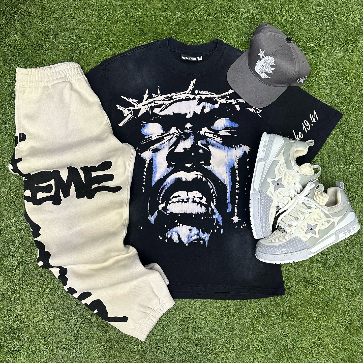 2025 New Limited edition Hellstar T-Shirt Set Short Sleeve Tee and Pants Two Piece Outfits