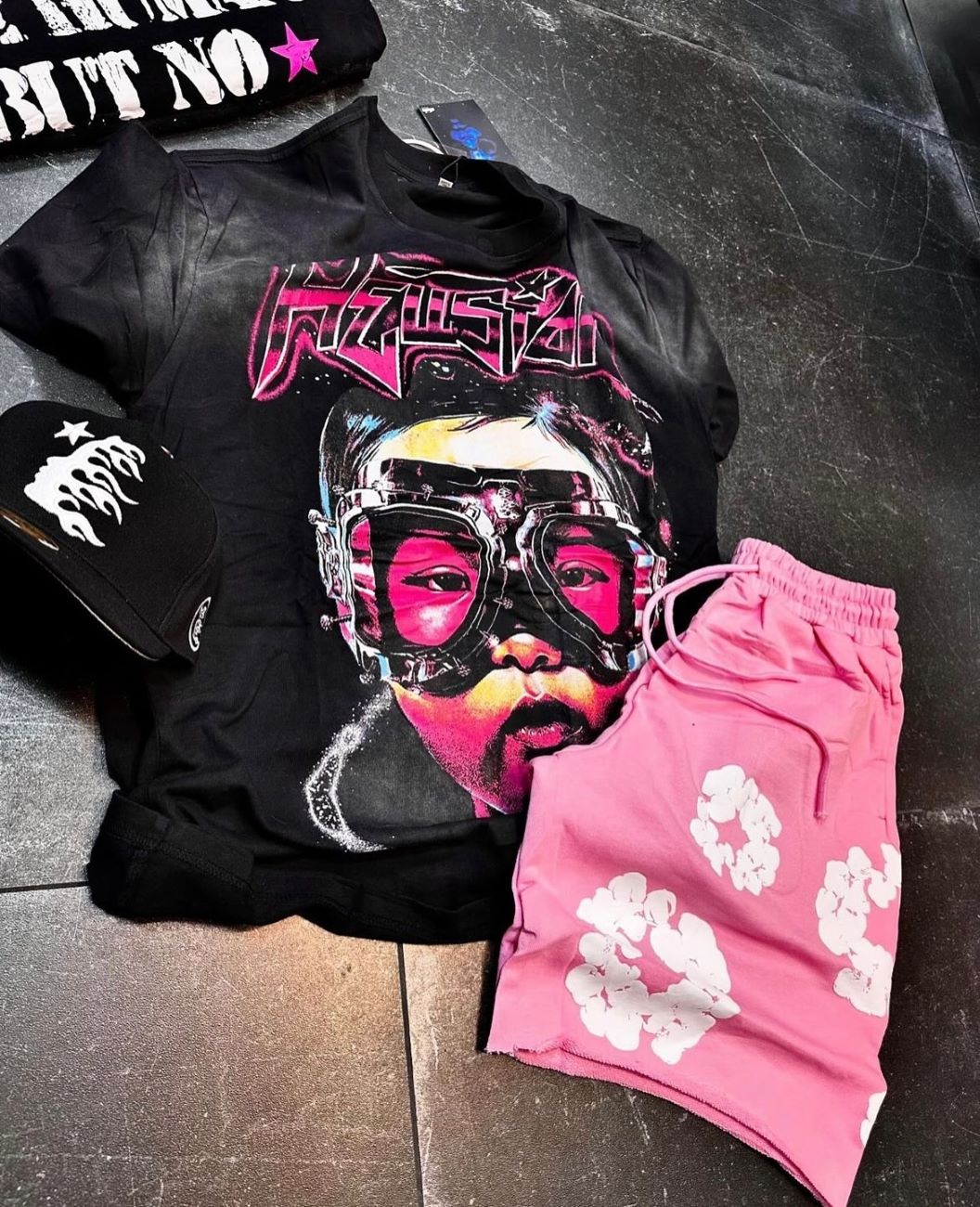 Hellstar T-Shirt And Shorts Co-Ord