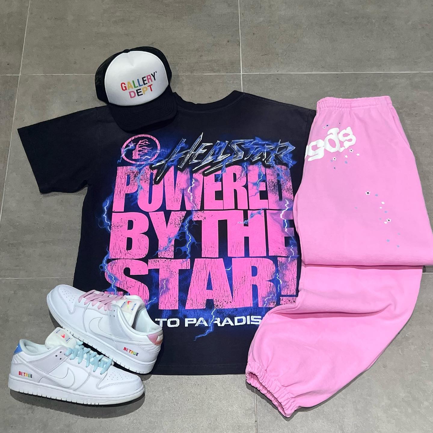 2025 New Limited edition Hellstar T-Shirt Set Short Sleeve Tee and Pants Two Piece Outfits