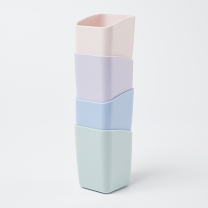 Y YOMA 1 Pack Pen Holder for Desk Cute Plastic Pencil Cup Pen Container Square Organizer Modern Aesthetic Design Desktop Storage Solution for Pens, Pencils, Marker, Makeup Brush, Morandi Green