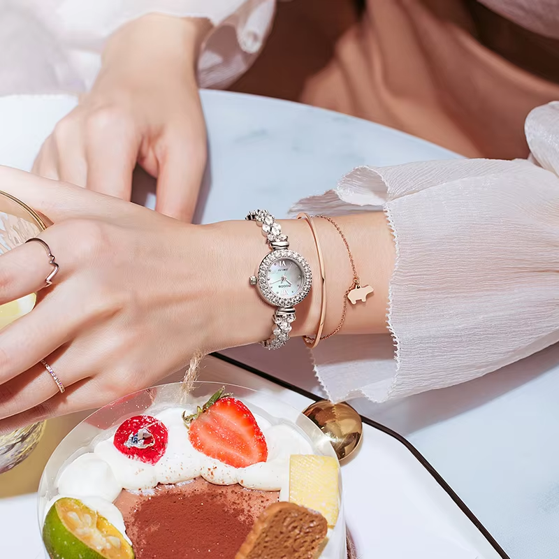 ROCOSJEWE Brand Ladies Mermaid Niche Small Dial Designer Bracelet Watches Ladies Watches Waterproof Quartz Women's Watches S2020