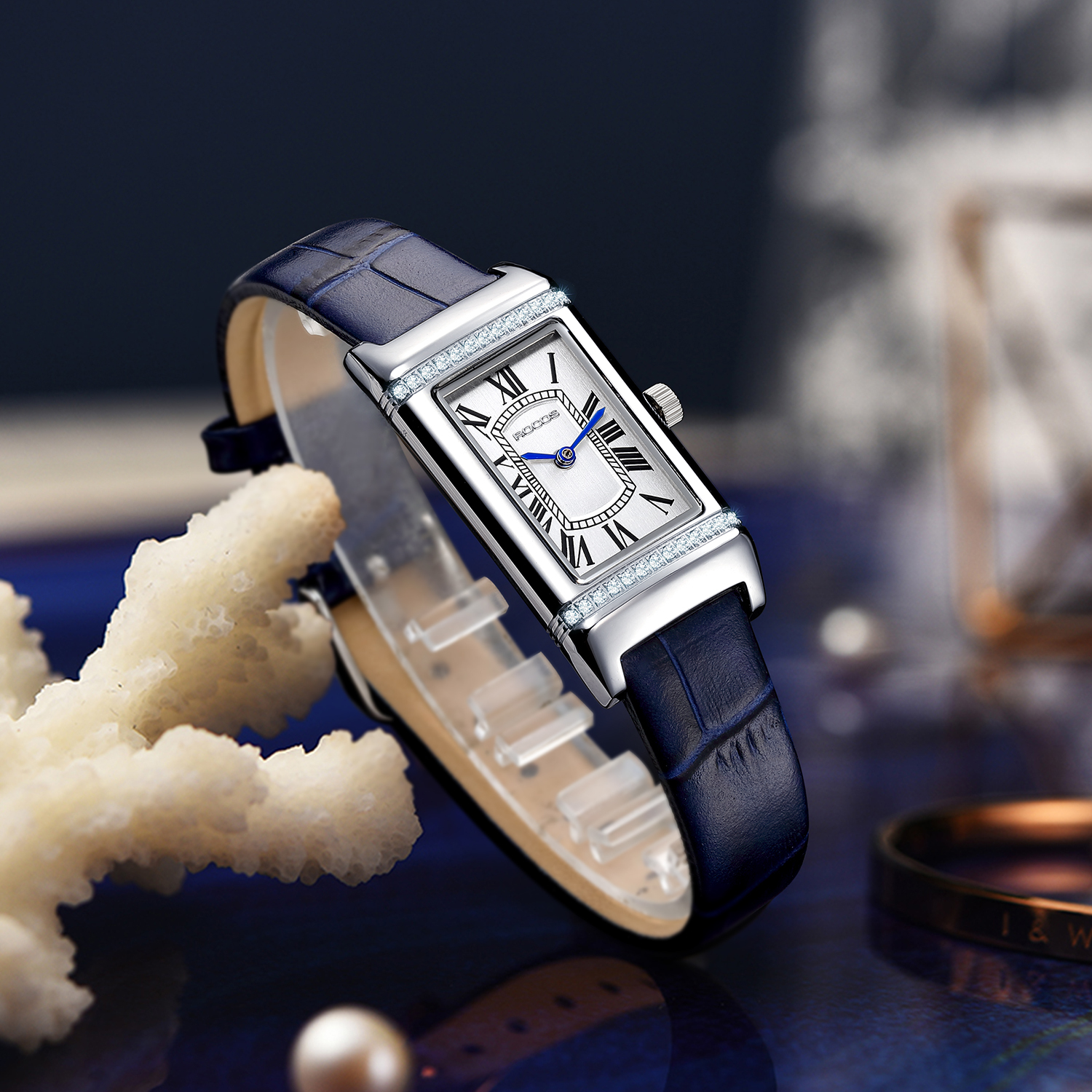 ROCOSJEWE Fashion Rectangle Women's Watch Vintage Roman Numerals Read Time Quartz Watch Waterproof Ladies Gift R0239