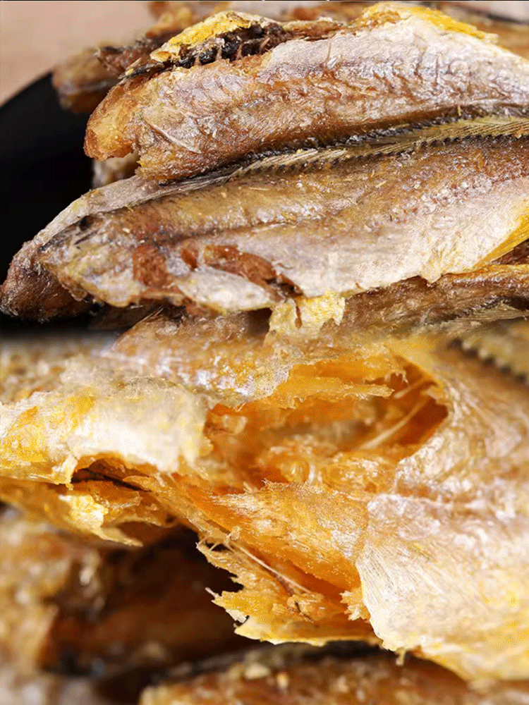 The Ultimate Crispy Fish Snack - Whole Dried Yellowfish for Beer & Parties