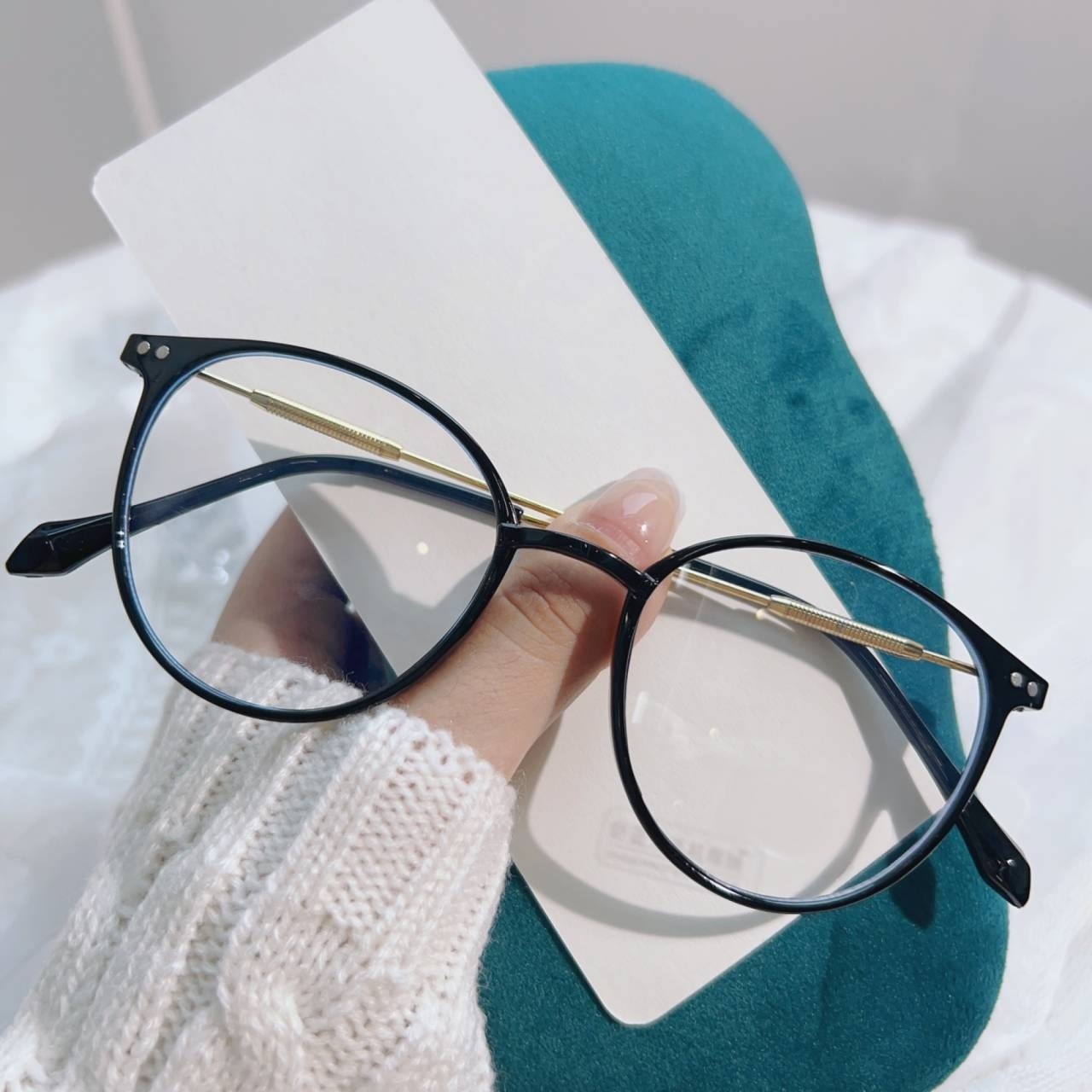 【Ultraleichtes TR90-Material】Einfaches Design, intelligente Gleitsicht-Lesebrille