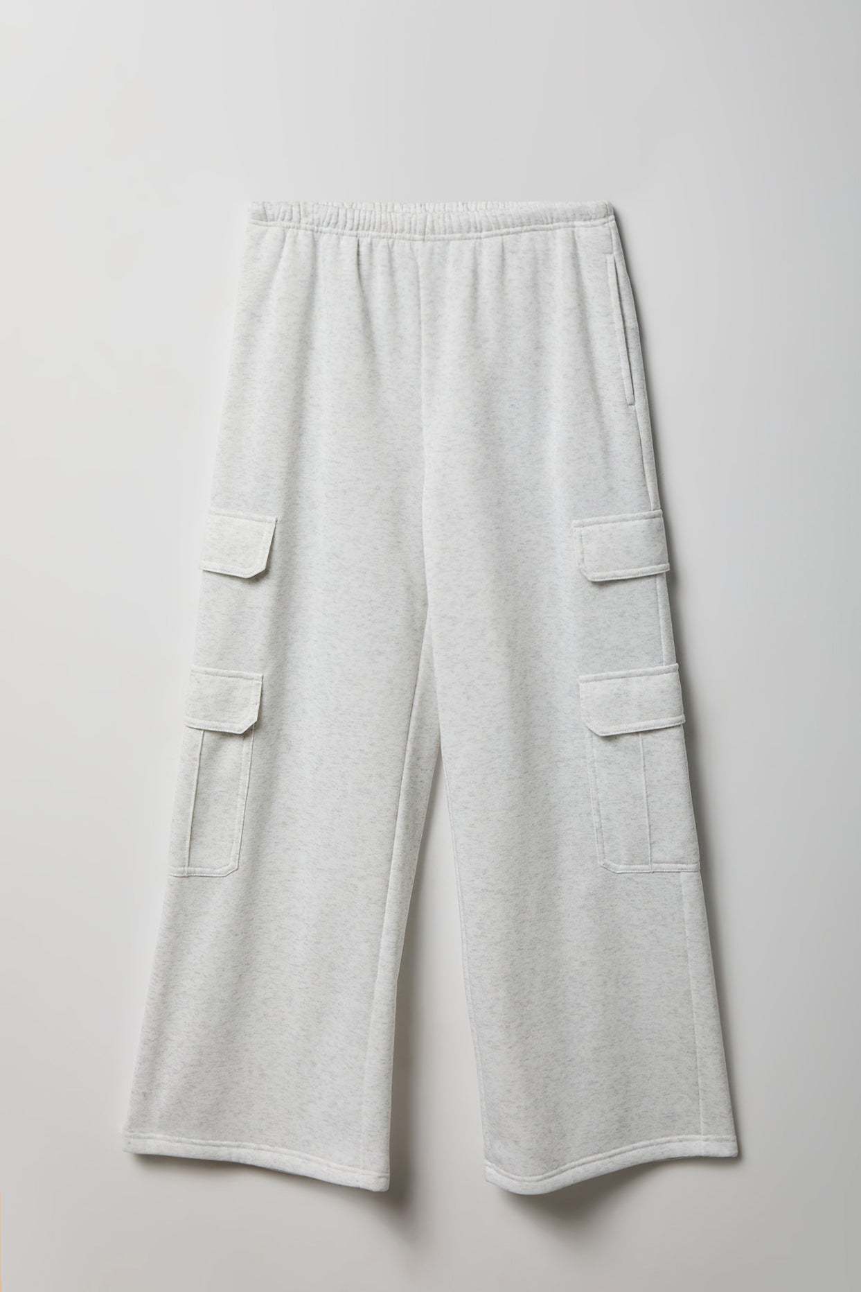 Fleece Ultra-Wide Cargo Sweatpant