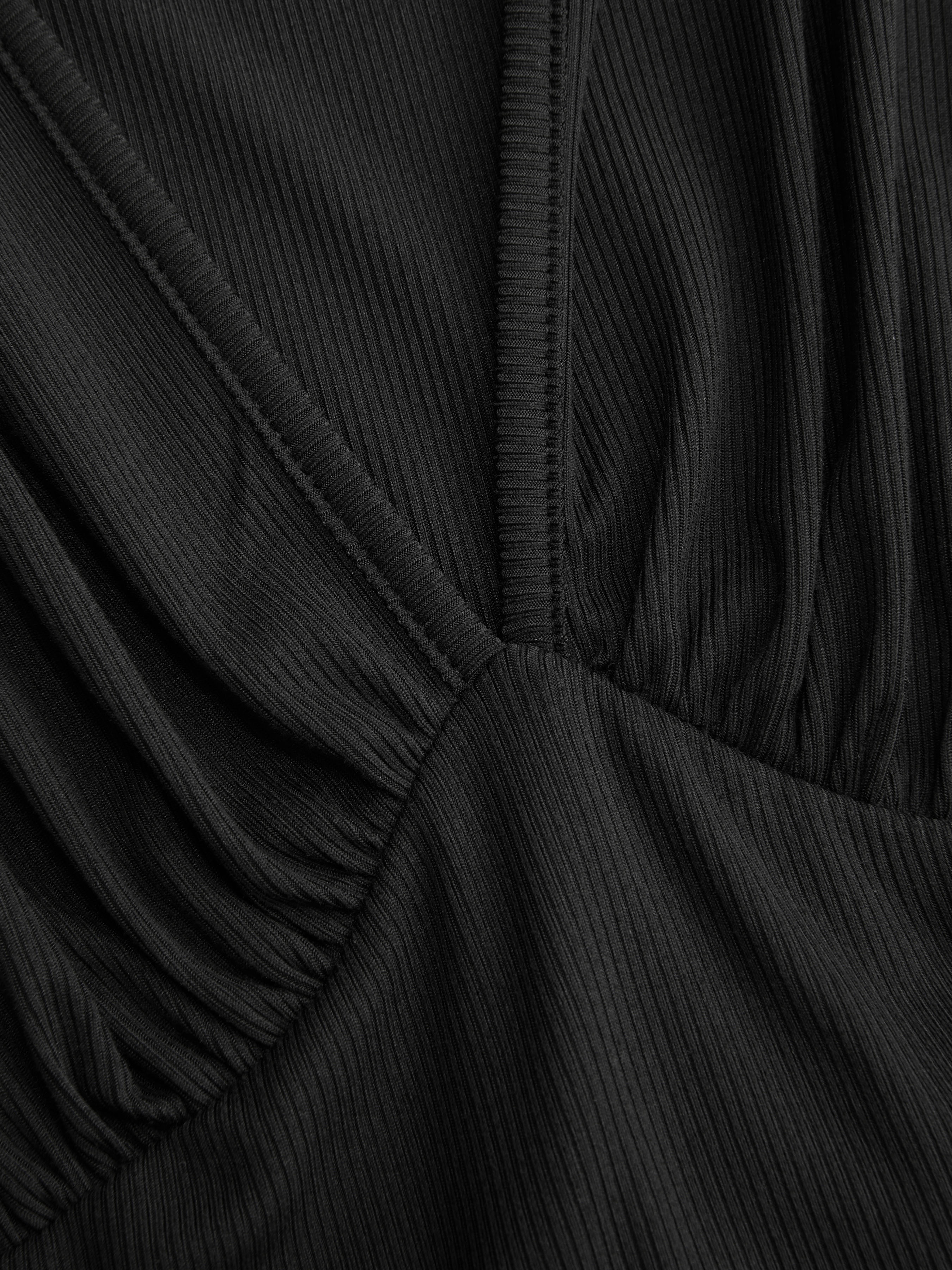 Textured V-neck Batwing Sleeve Draped Mid Rise Romper Curve & Plus
