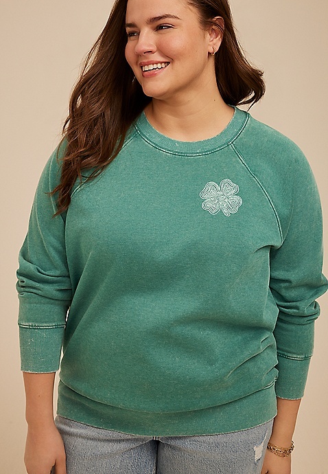 Plus Size Washed Clover Sweatshirt
