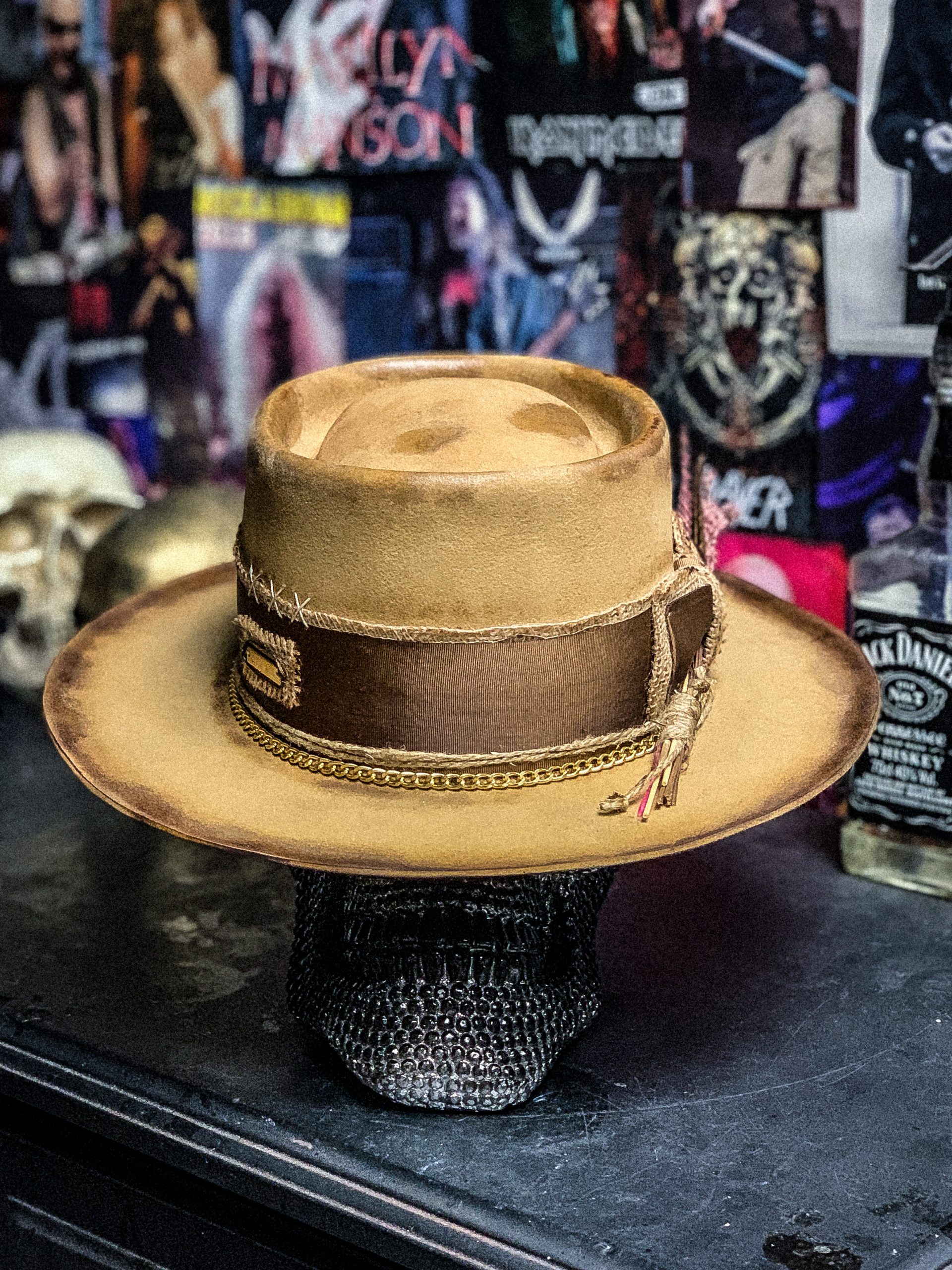 HONEY BED - Blade Hats