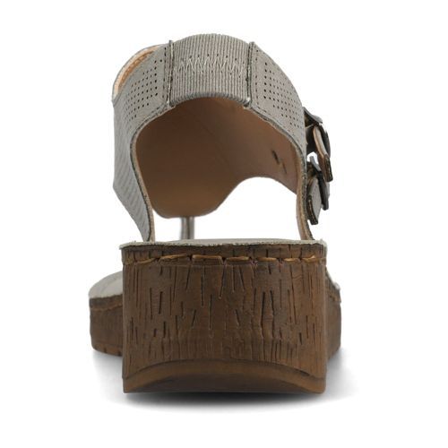 Journee Women's Mckell Wedge Sandals