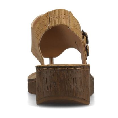 Journee Women's Mckell Wedge Sandals