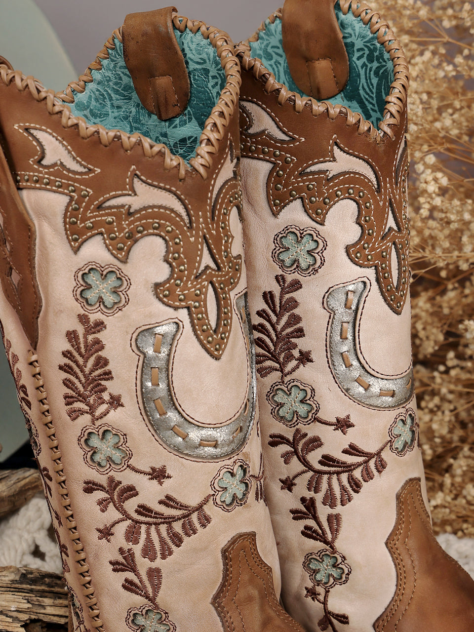 A4863 - WOMEN'S HONEY HORSESHOE OVERLAY EMBROIDERY STUDS HANDWOVEN SNIP TOE COWBOY BOOT