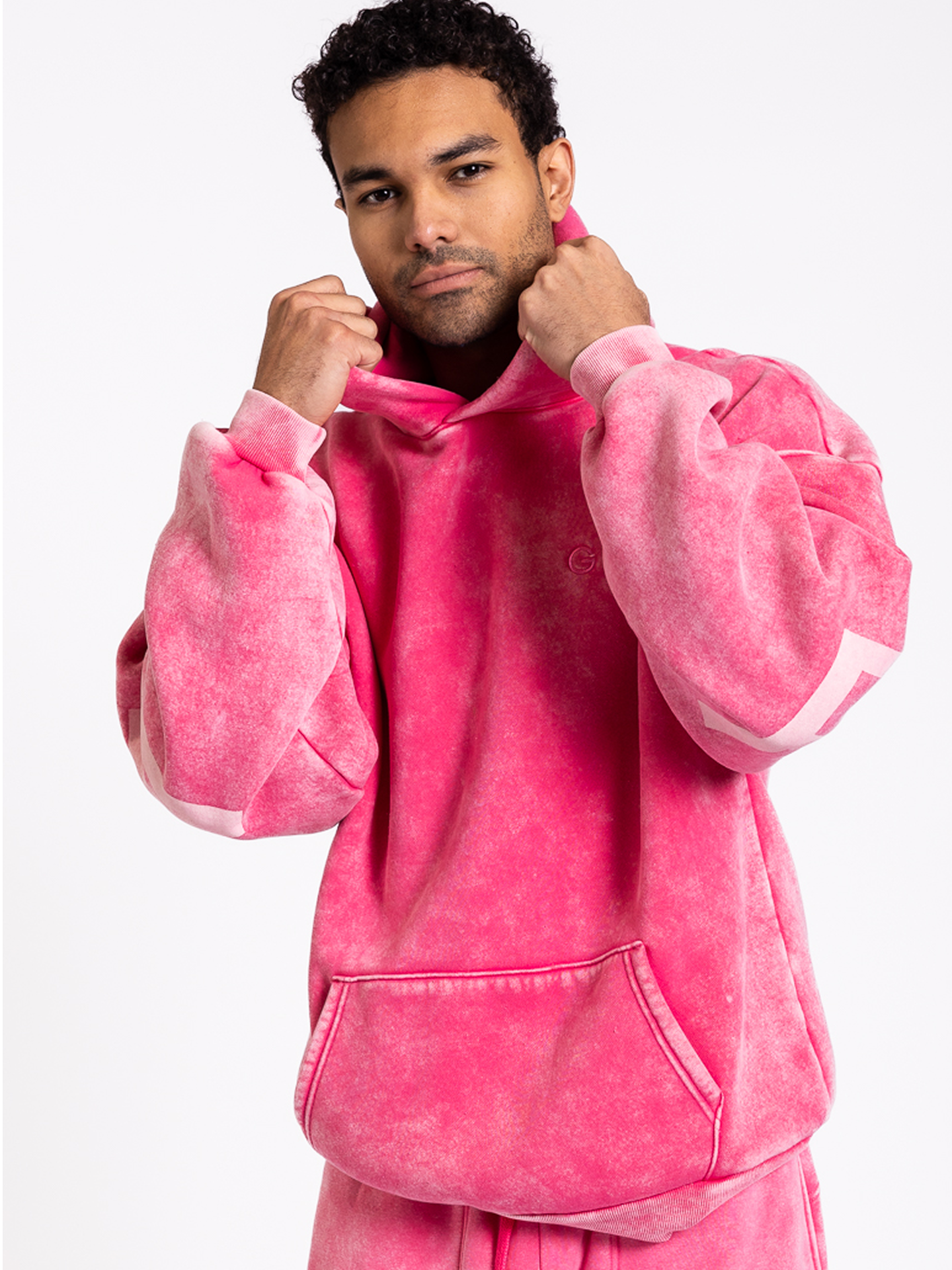 Kingdom Essential Snow Wash Hoodie