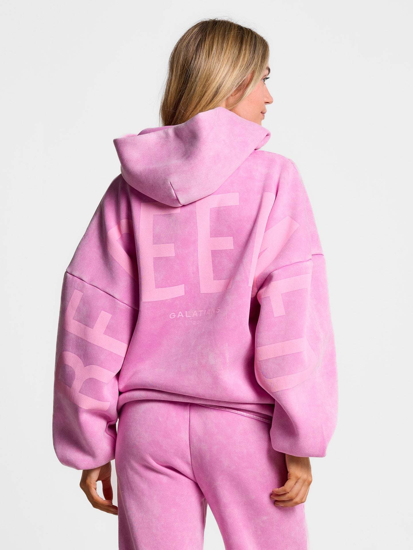 Kingdom Essential Snow Wash Hoodie