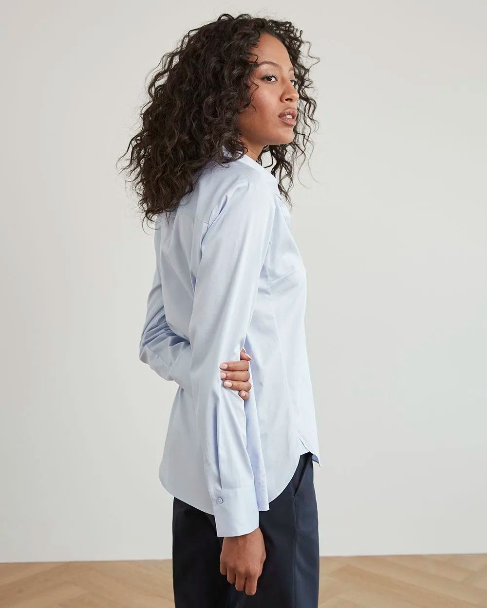Long-Sleeve Buttoned-Down Poplin Blouse
