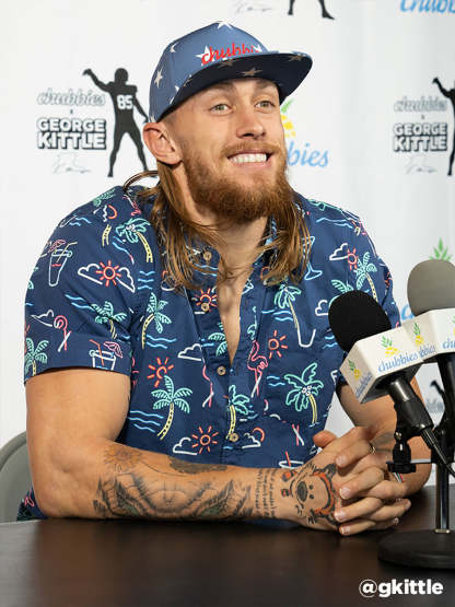 The Dude Where's Macaw