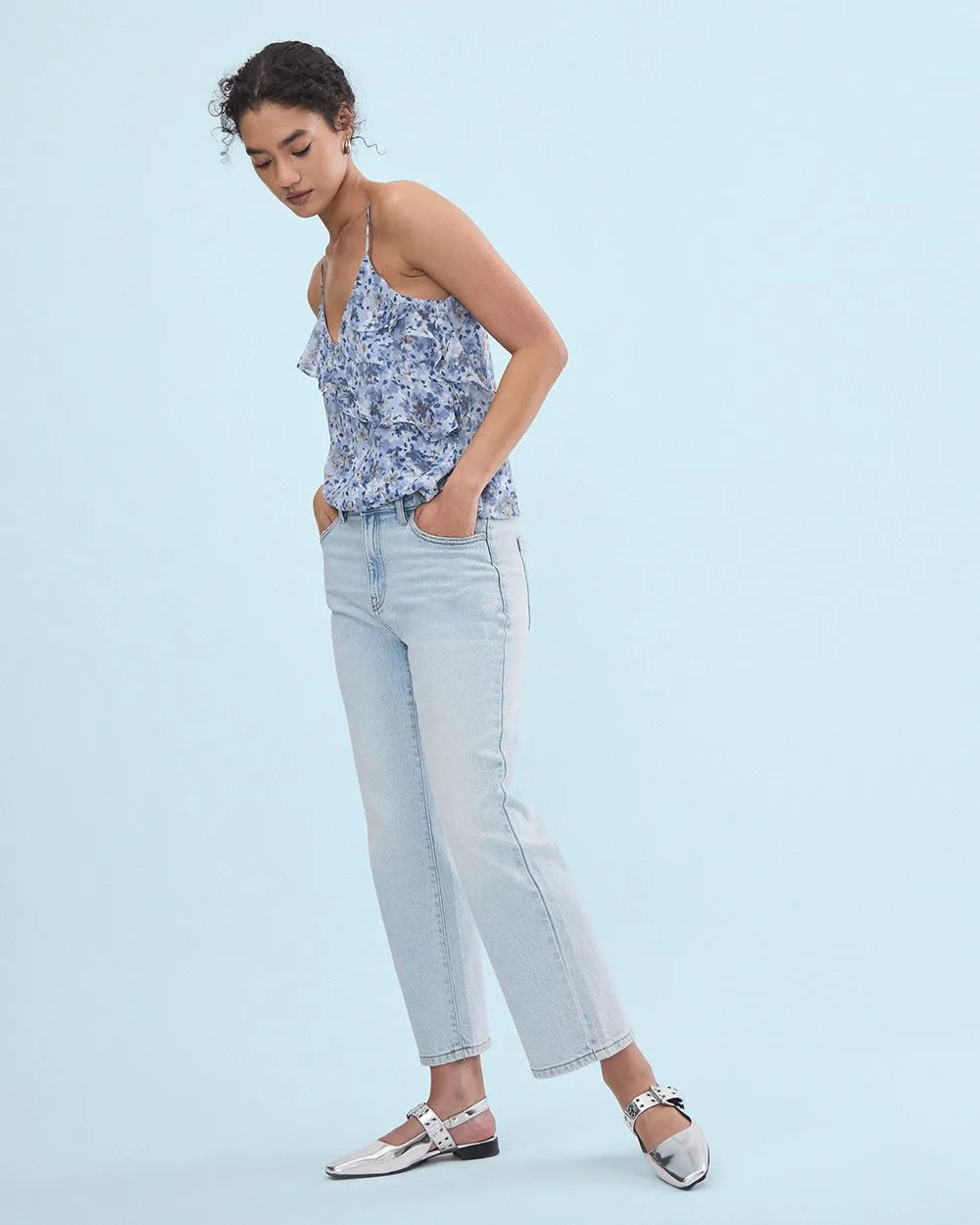 Sleeveless Blouse with Floral Pattern