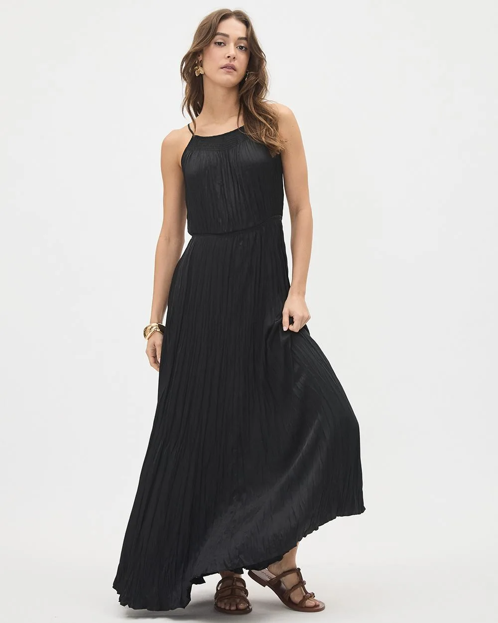 Sleeveless Maxi Dress with Halter Neckline