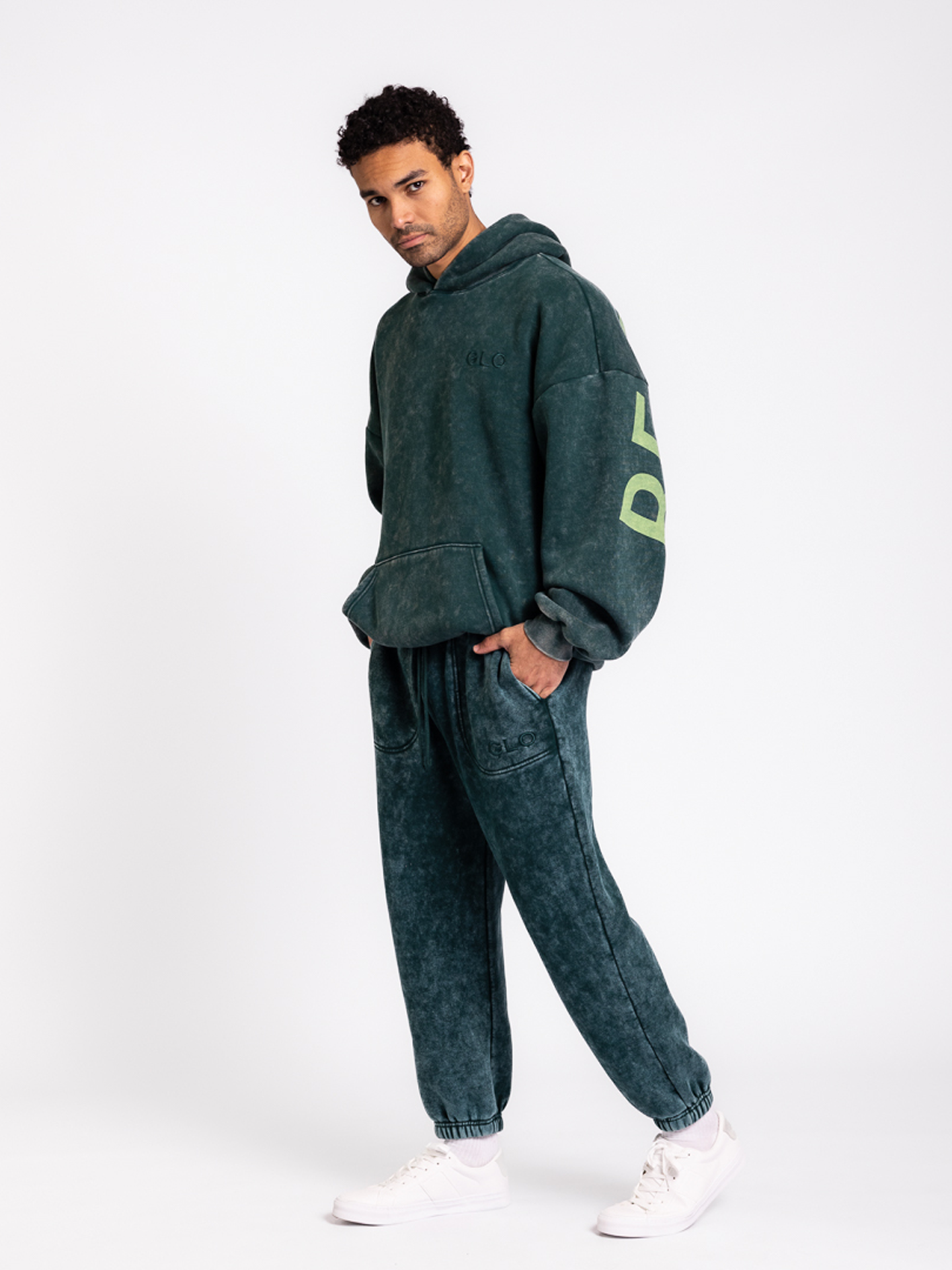Kingdom Essential Snow Wash Jogger