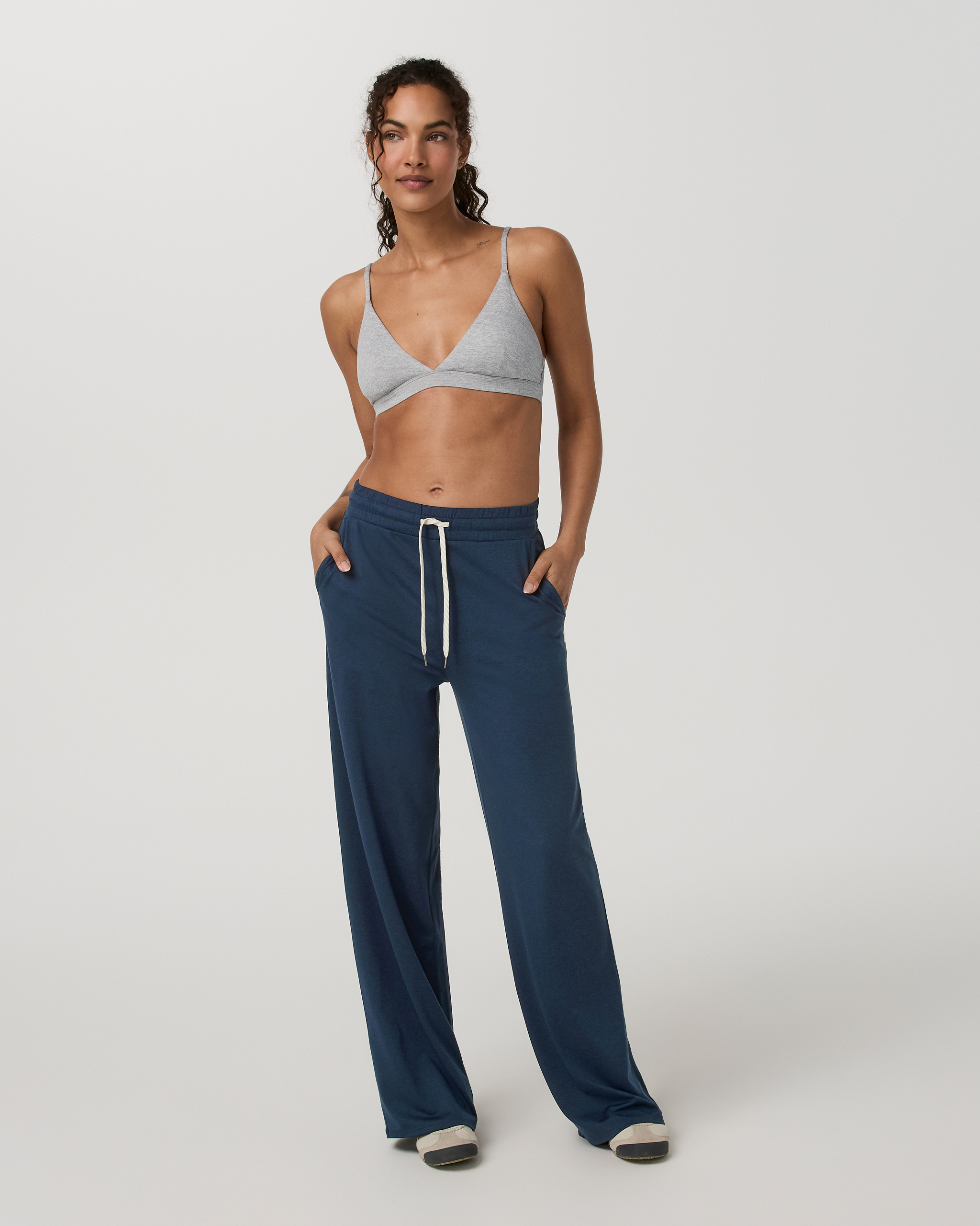 Halo Essential Wideleg Pant