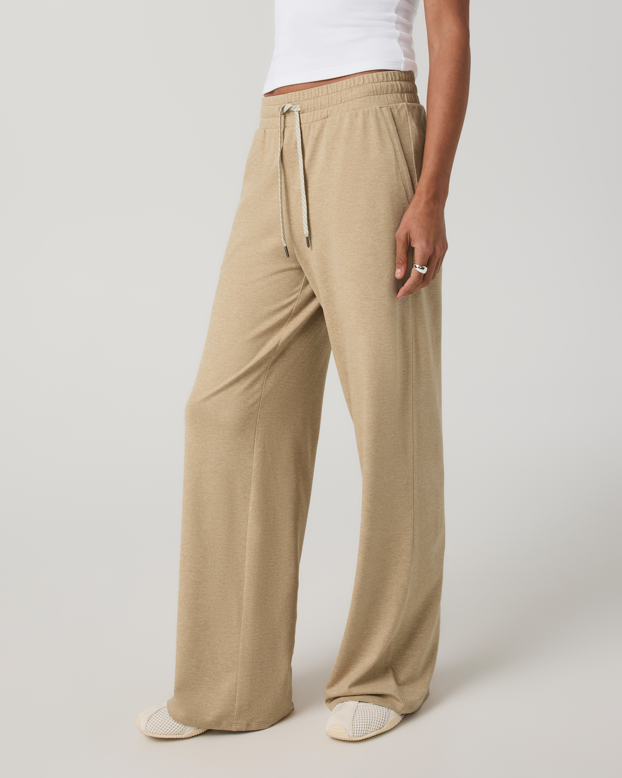 Halo Essential Wideleg Pant