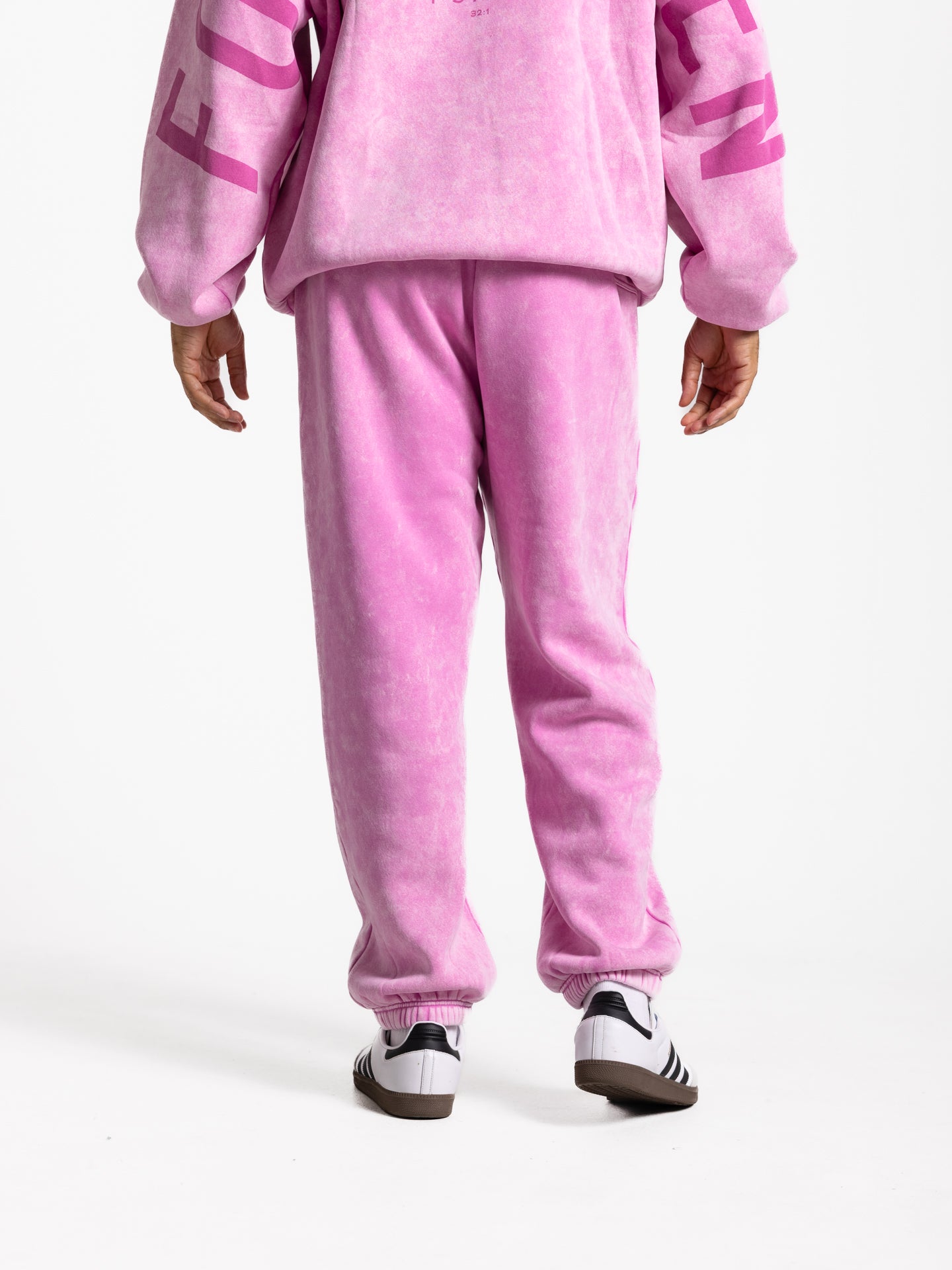 Kingdom Essential Snow Wash Jogger