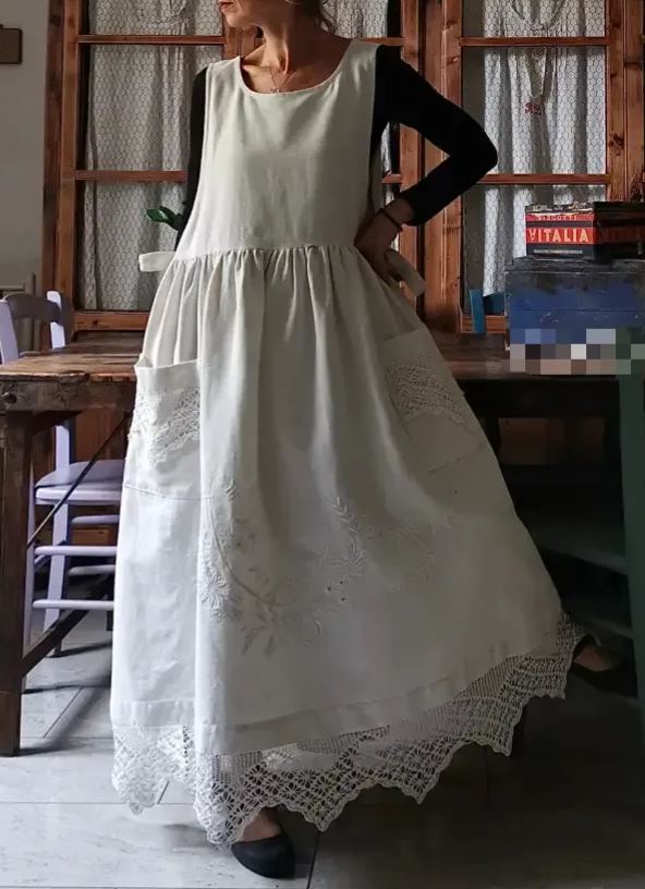 Linen Crochet Edge Embroidery Apron 
