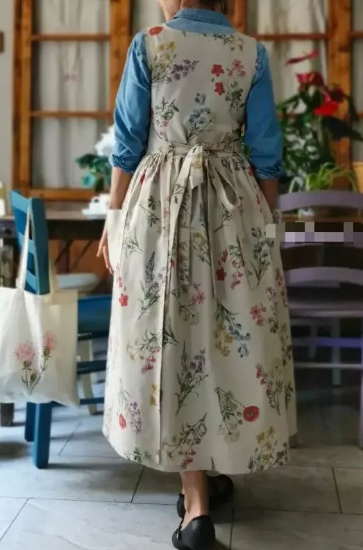 Botanical Herbarium Cotton Apron