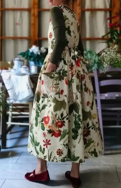 Cream Cotton Botanical Apron 