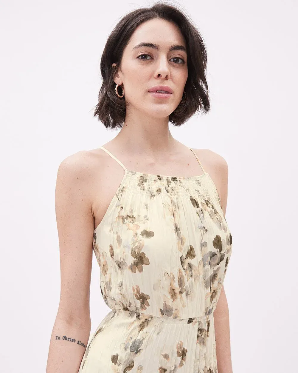 Sleeveless Maxi Dress with Halter Neckline