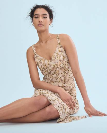 Fit and Flare Sleeveless Midi Dress with Floral Pattern