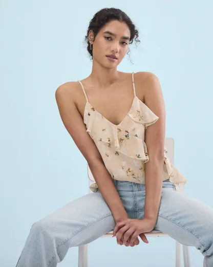 Sleeveless Blouse with Floral Pattern