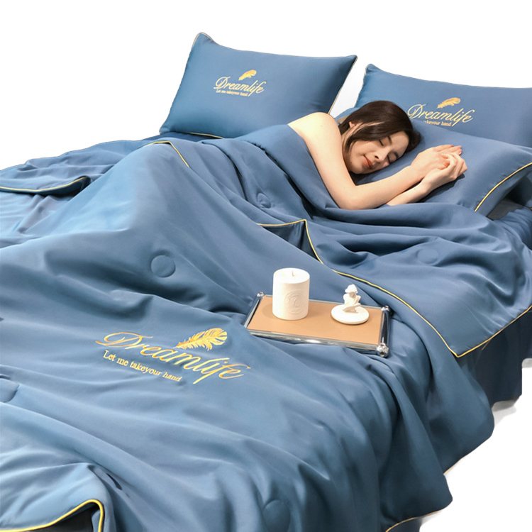 Deep Sea Series Cool Feeling Quilt