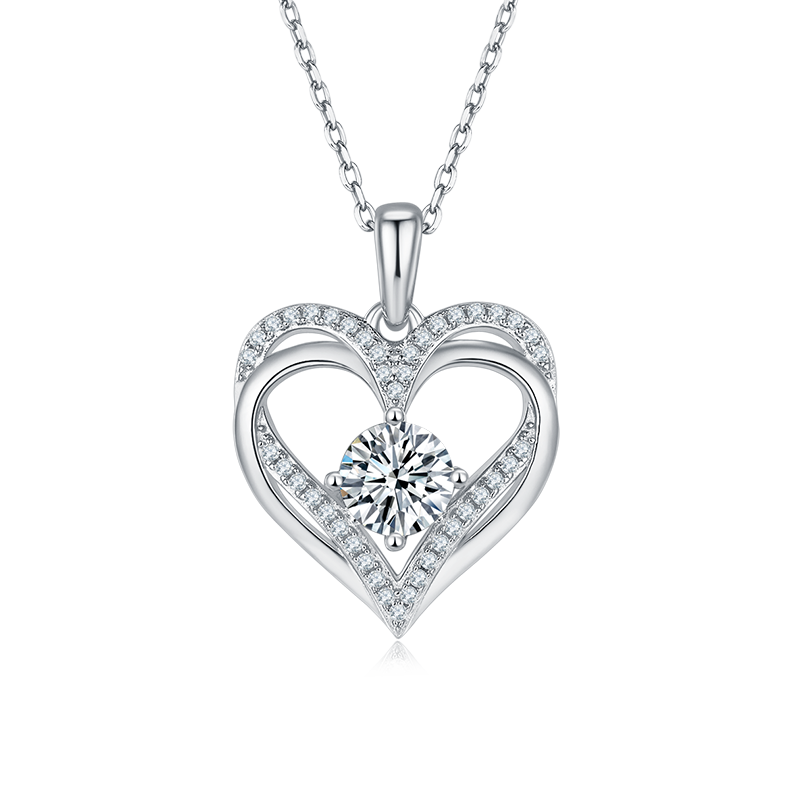 K032A Round Heart Pendant, S925 Silver, D-Grade 1.2ct Moissanite