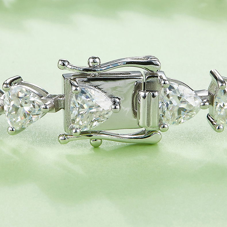 UWQF S925 Silver Plated White Gold Tennis Chain Bracelet with Triangular Inlaid, 0.5CT Each Moissanite (DVVS Clarity
