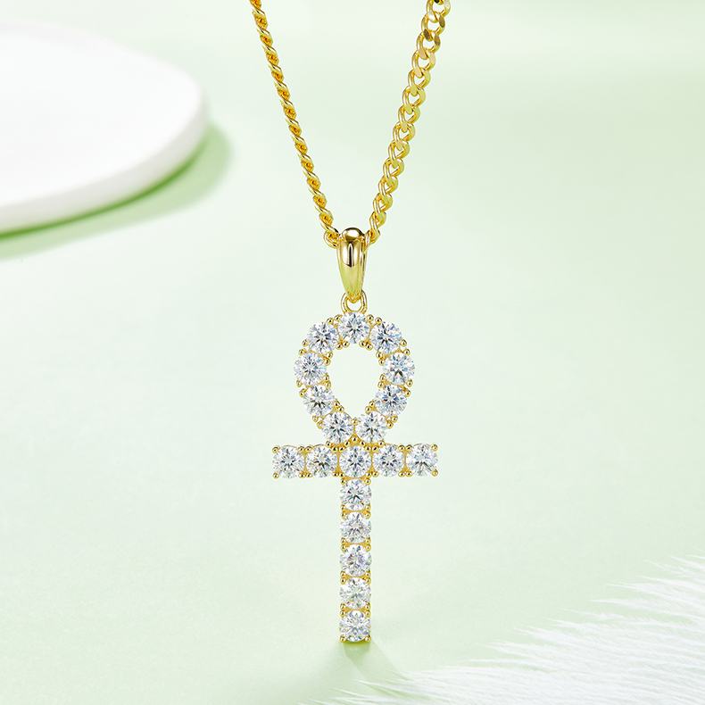 J002B Fashionable Cross Necklace, S925 Silver Pendant with 4.0mm D-Grade Moissanite