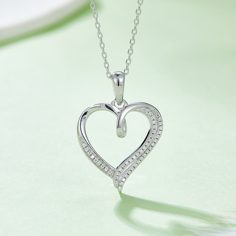 K034A Double-Layer Heart Pendant, S925 Silver, D-Grade 0.15ct Moissanite