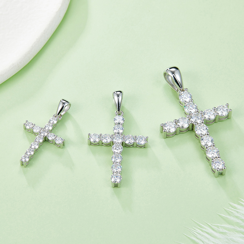 J001A Classic Cross Necklace, S925 Silver Pendant with 3.0mm D-Grade Moissanite