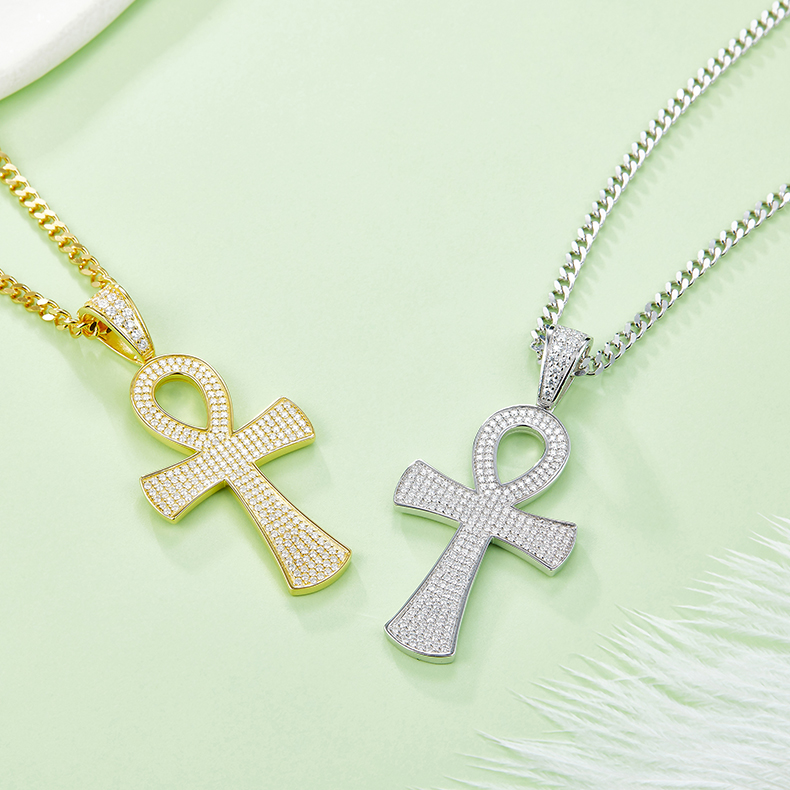 J005A Fashionable Pave-Set Cross Necklace, S925 Silver Pendant with D-Grade Moissanite Meelee Stones