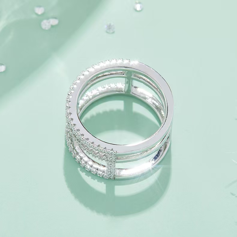 M53B I-Shape Stackable Ring Set, S925 Silver Plated with White Gold, Moissanite Accent Stones