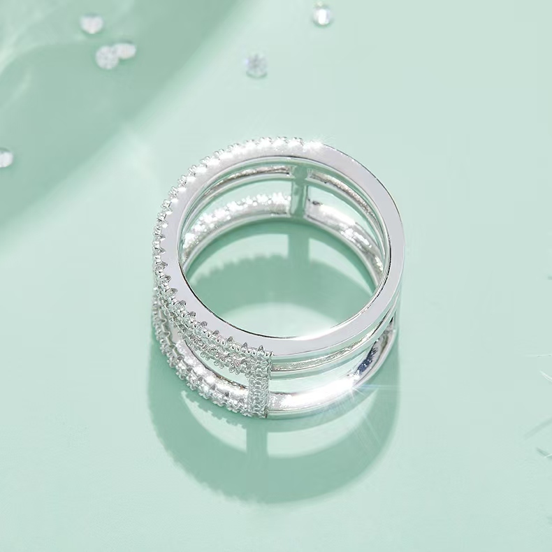 M53B I-Shape Stackable Ring Set, S925 Silver Plated with White Gold, Moissanite Accent Stones