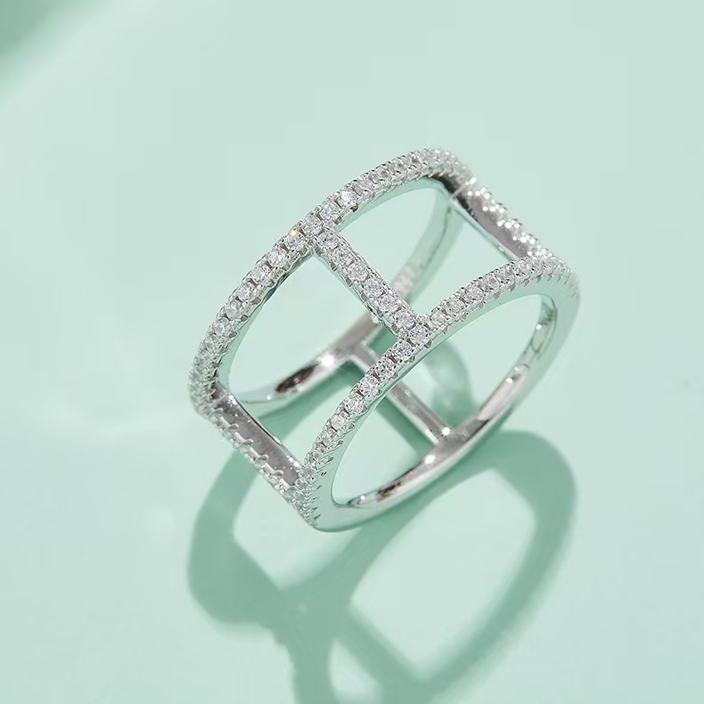  M53A I-Shape Guard Ring, S925 Silver Plated with White Gold, Moissanite Accent Stones