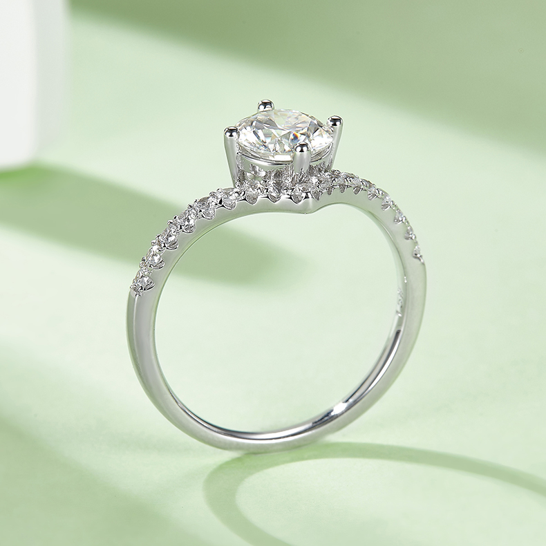 M38B V-Shape Eternity Band, S925 Silver Plated with White Gold, D-Grade 1ct Moissanite Ring for Women