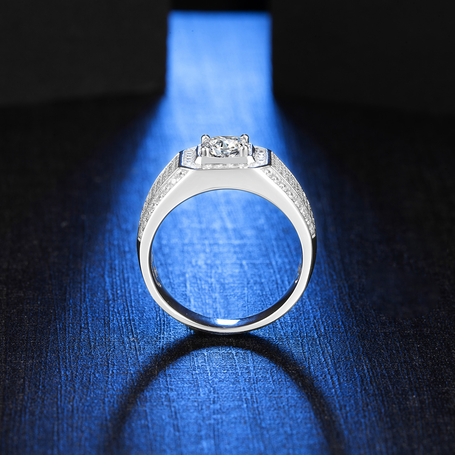 M76A S925 Silver Plated with White Gold, D-Grade 1ct Moissanite Ring for Men