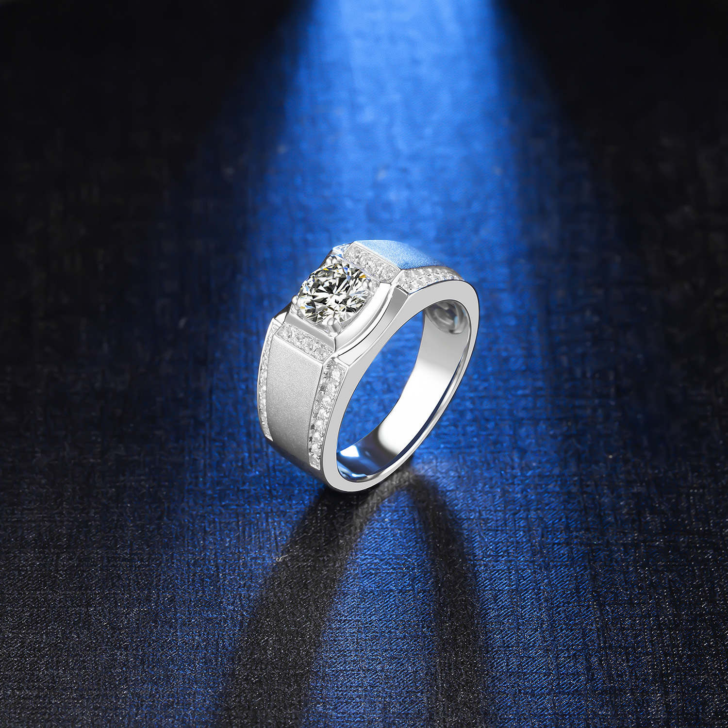 M77A S925 Silver Plated with White Gold, D-Grade 1ct Moissanite Ring for Men