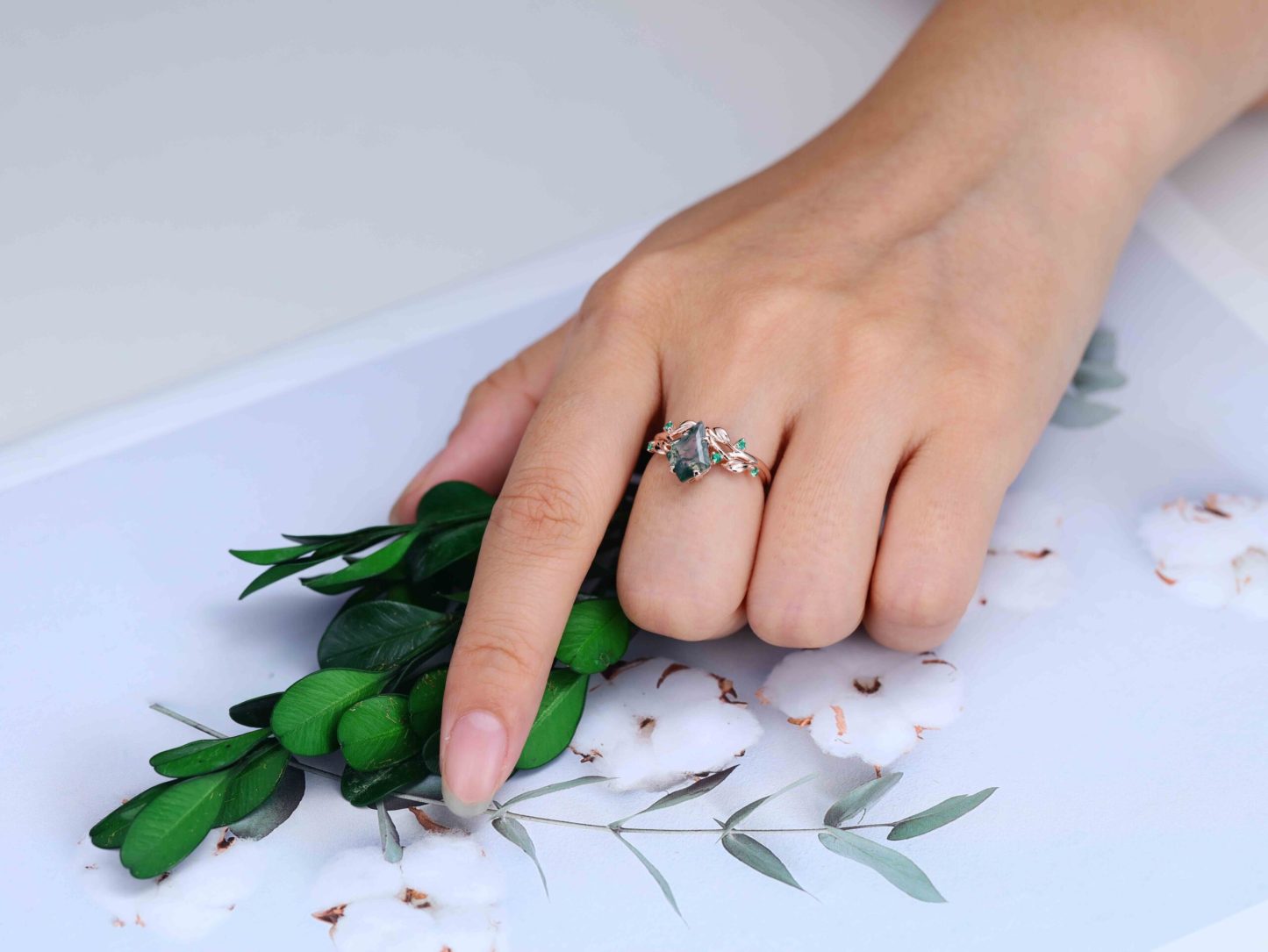 1.3ct Moss Agate Ring Vintage Kite Cut Moss Agate Engagement Ring Rose Gold Leaf Emerald Ring Anniversary Promise Ring Gifts