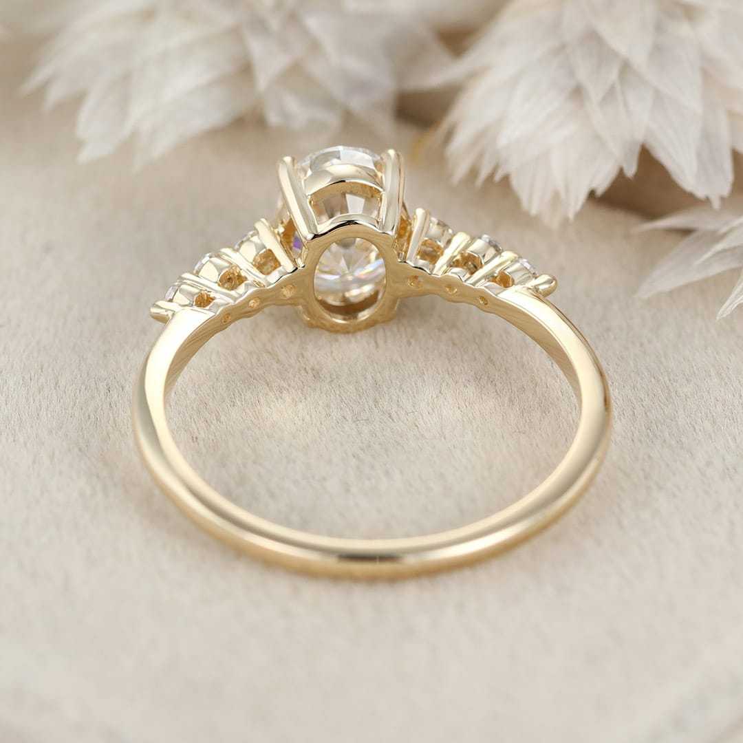 1.5CT Oval Moissanite Engagement Ring Women 14K Solid Gold Diamond Ring Vintage Half Eternity Wedding Ring Bridal Promise Anniversary Gift
